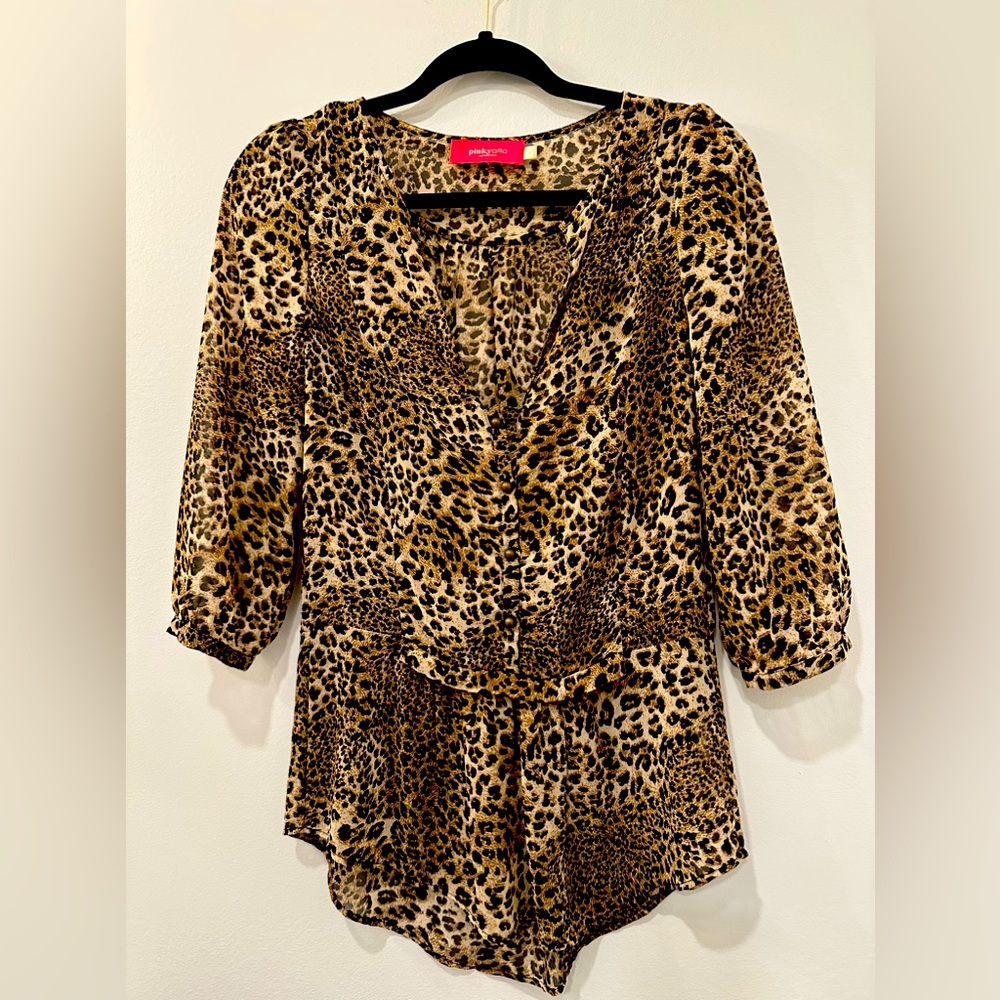 Pinkyotto sheer leopard tunic